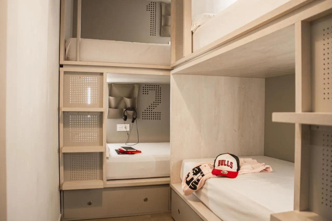 Room00 Salvador Hostel Seville 0*,  Spain