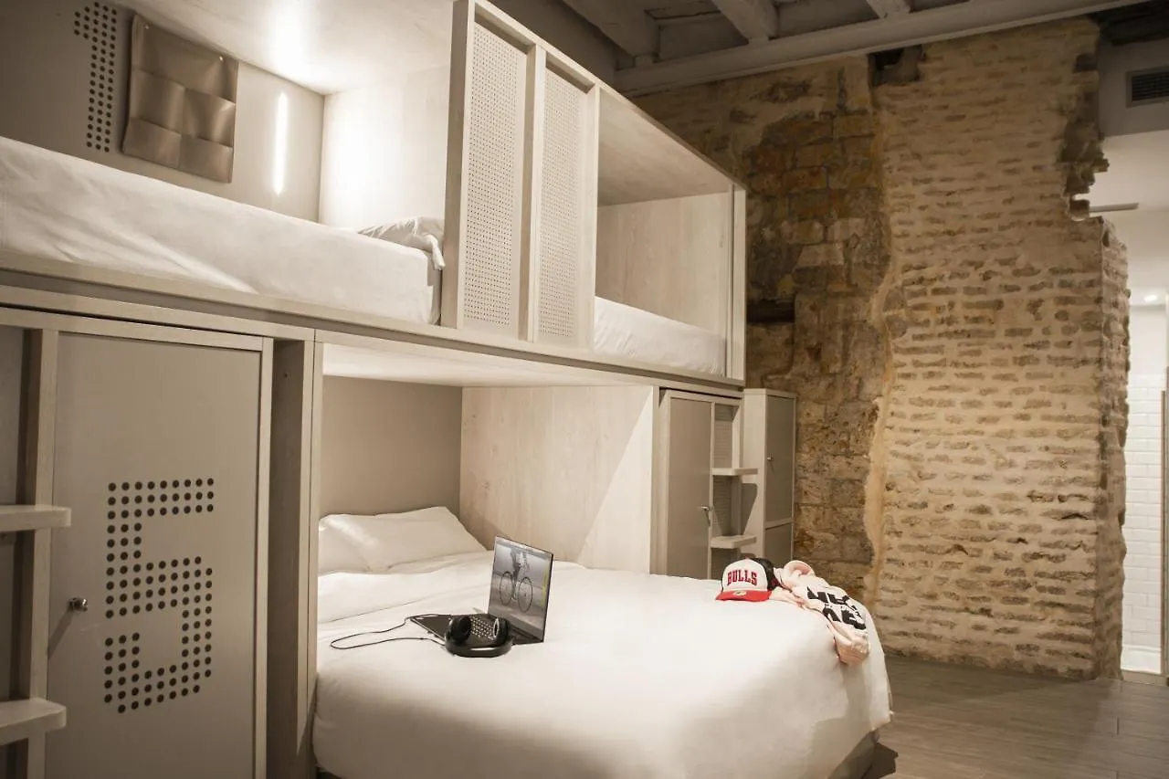 Room00 Salvador Hostel Σεβίλλη Ισπανία
