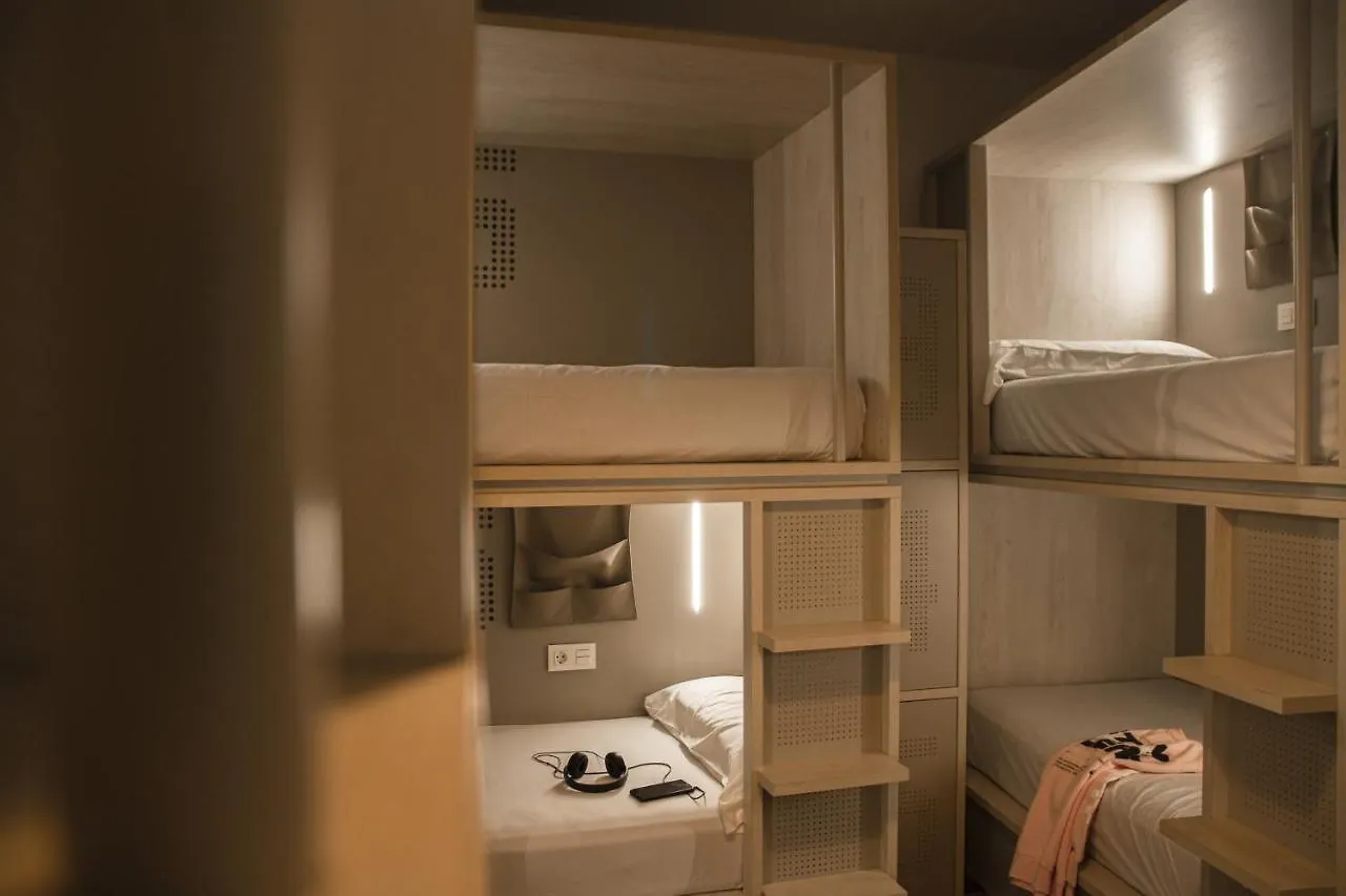 Room00 Salvador Hostel Σεβίλλη 0*,
